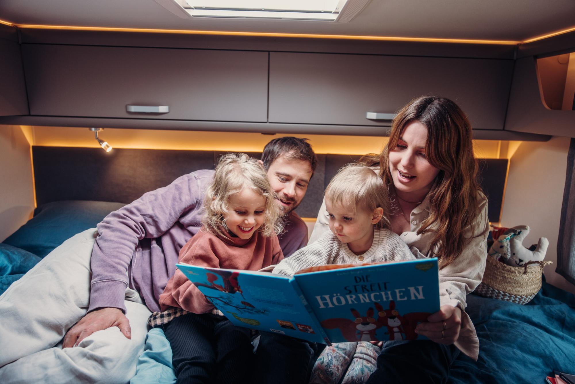 Family Standard - Just Camp T 7052 EB