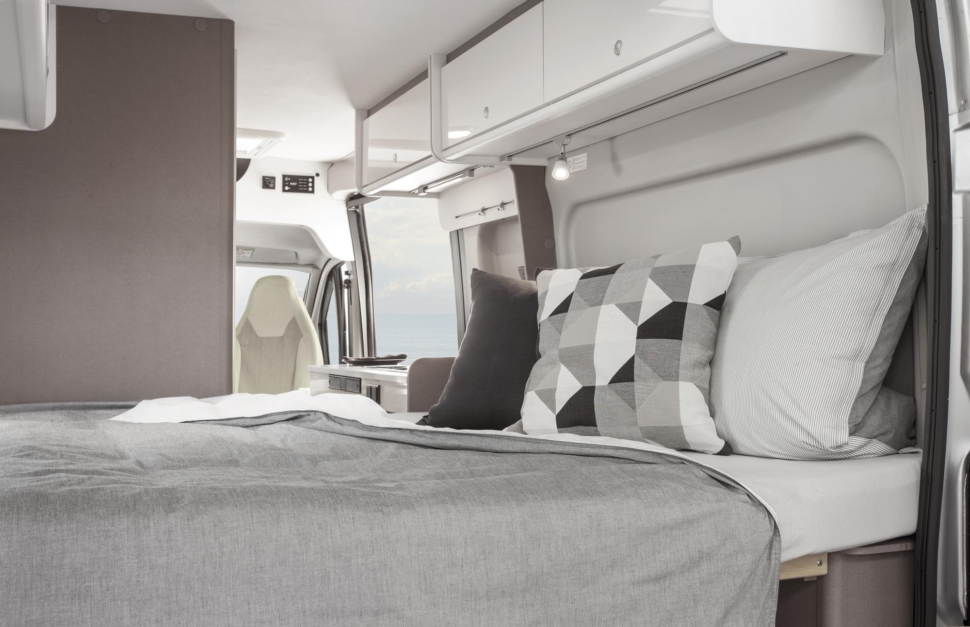 Urban Luxury - Cliff 600 Adv. RT